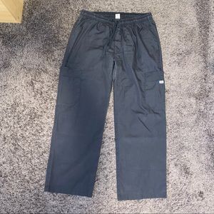Scrub cargo pants